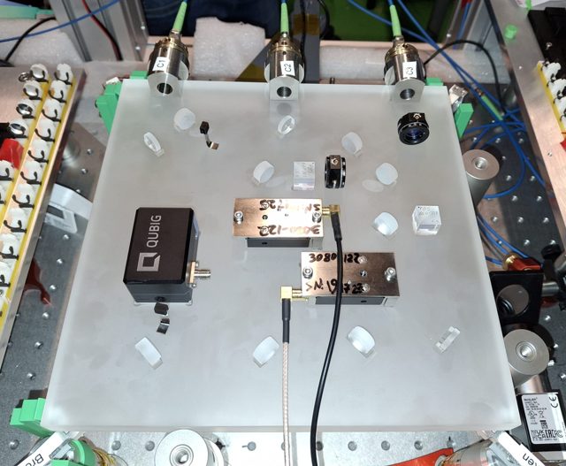 Sr optical lattice clock optical circuit board, 689 nm